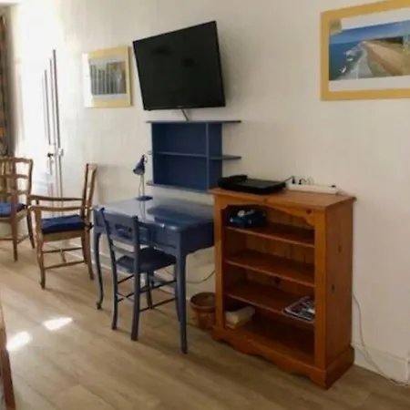 Apartamento Location Cure Ou Dans Maison Charentaise Centre